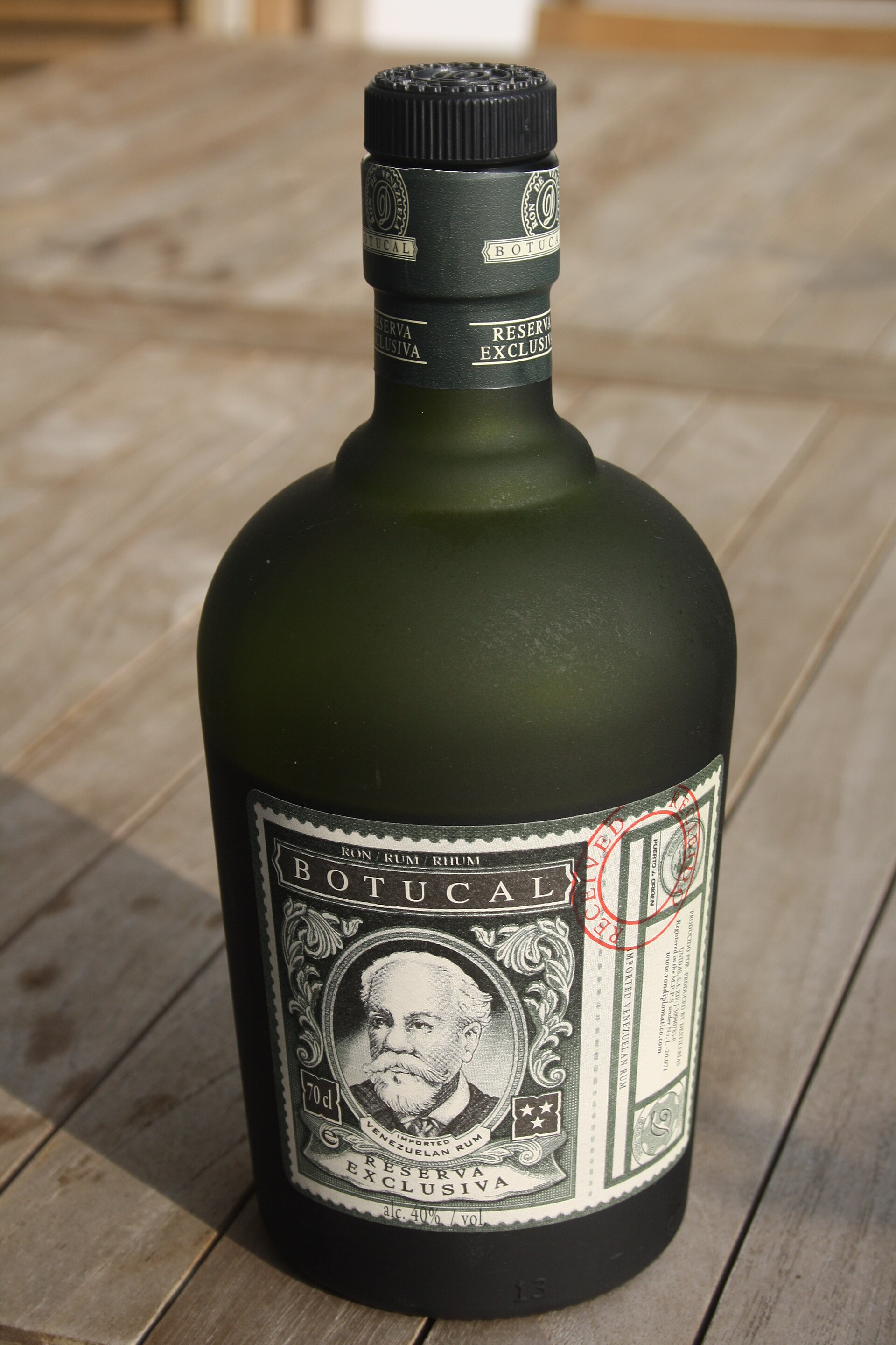 Бутылка Botucal Reserva Exclusiva — тот же ром Diplomático Reserva Exclusiva под именем, принятым в Германии и части рынков ЕС с 2012 года