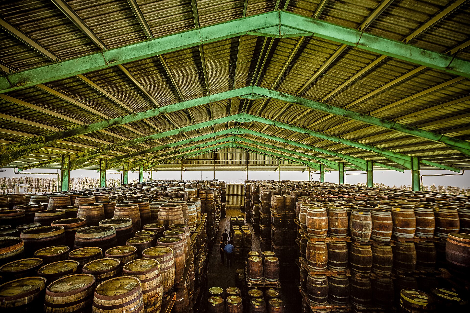 Склад Foursquare: бочки на тропической выдержке