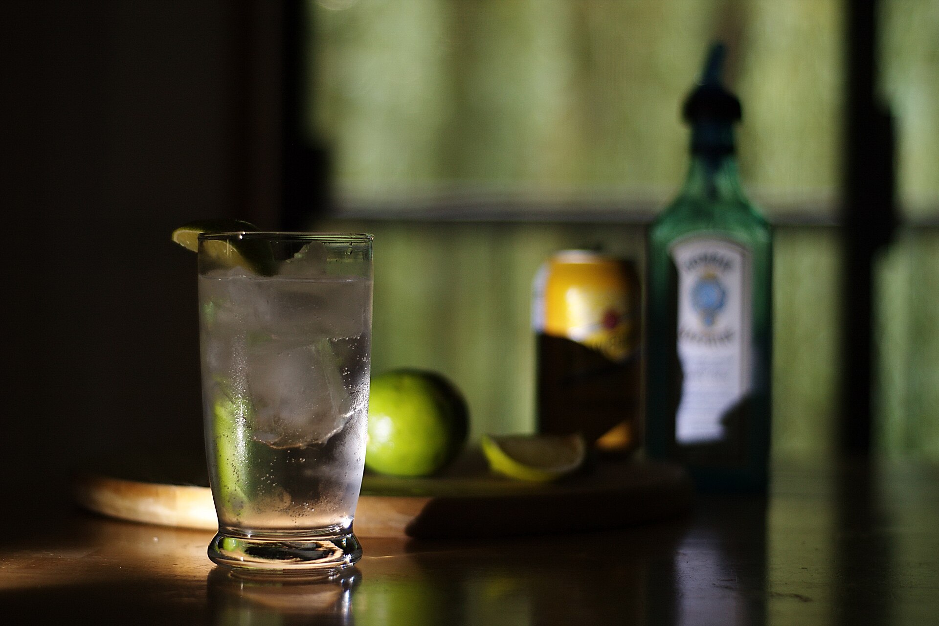 Классический Gin & Tonic со льдом — фирменная подача Gordon's