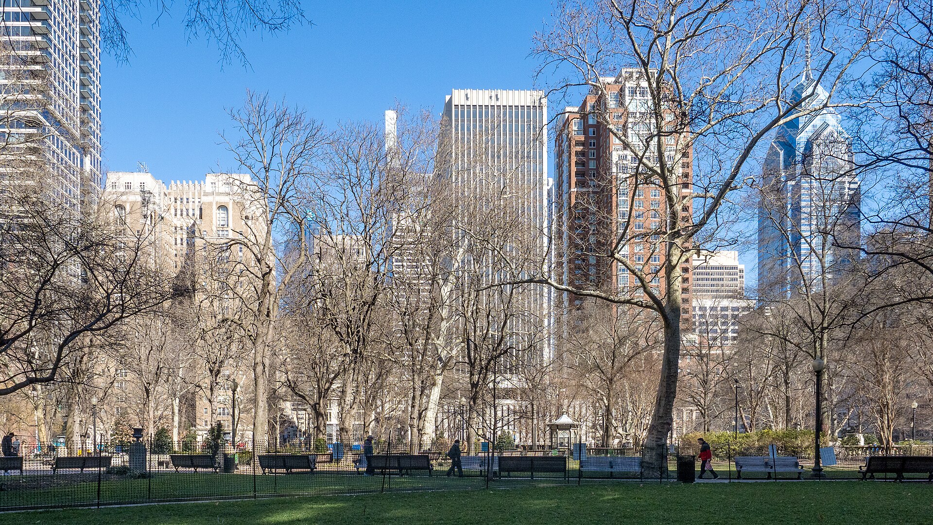 Rittenhouse Square в Филадельфии — площадь, давшая имя виски