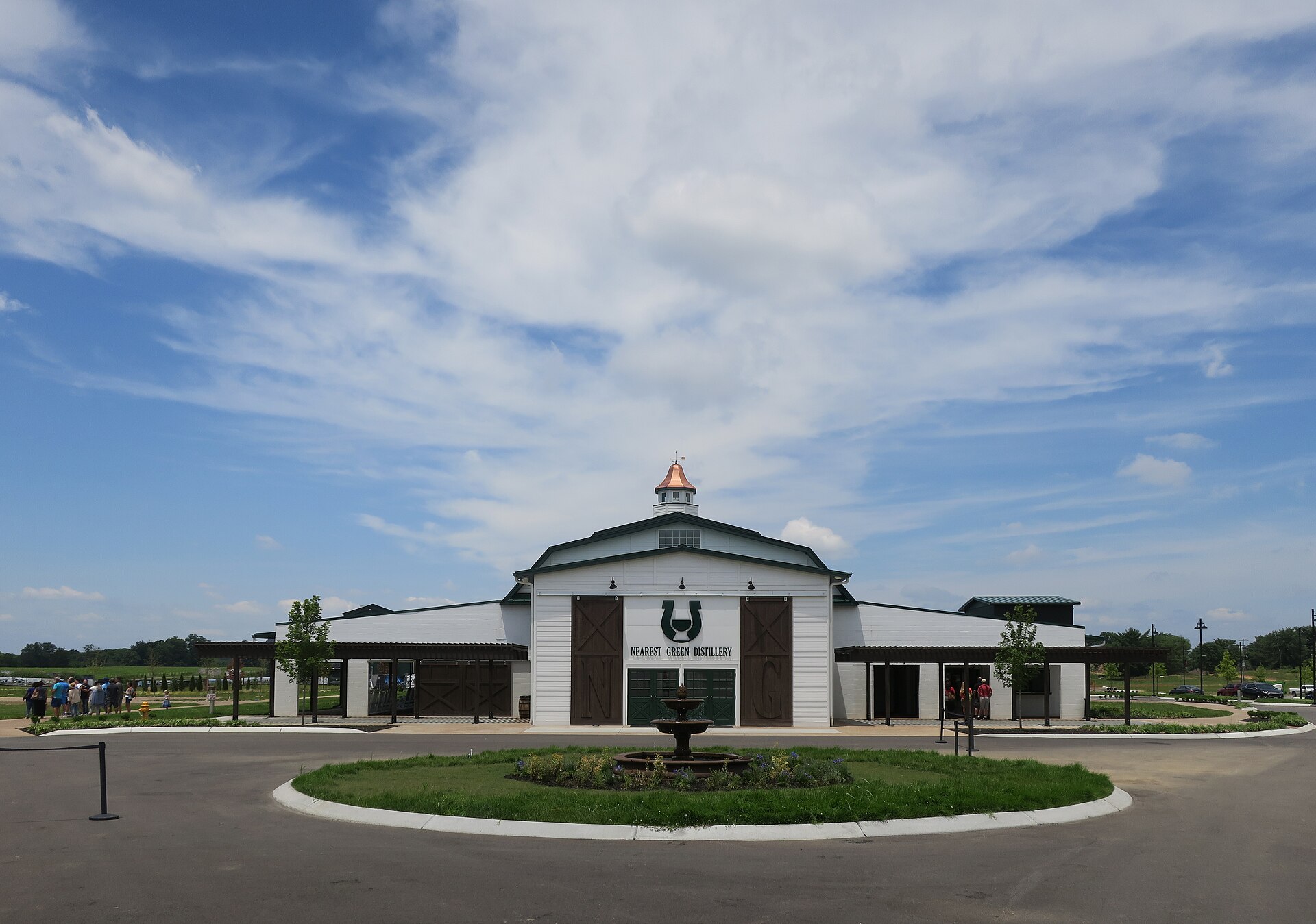 Винокурня Nearest Green Distillery в Шелбивилле, Теннесси — внешний вид