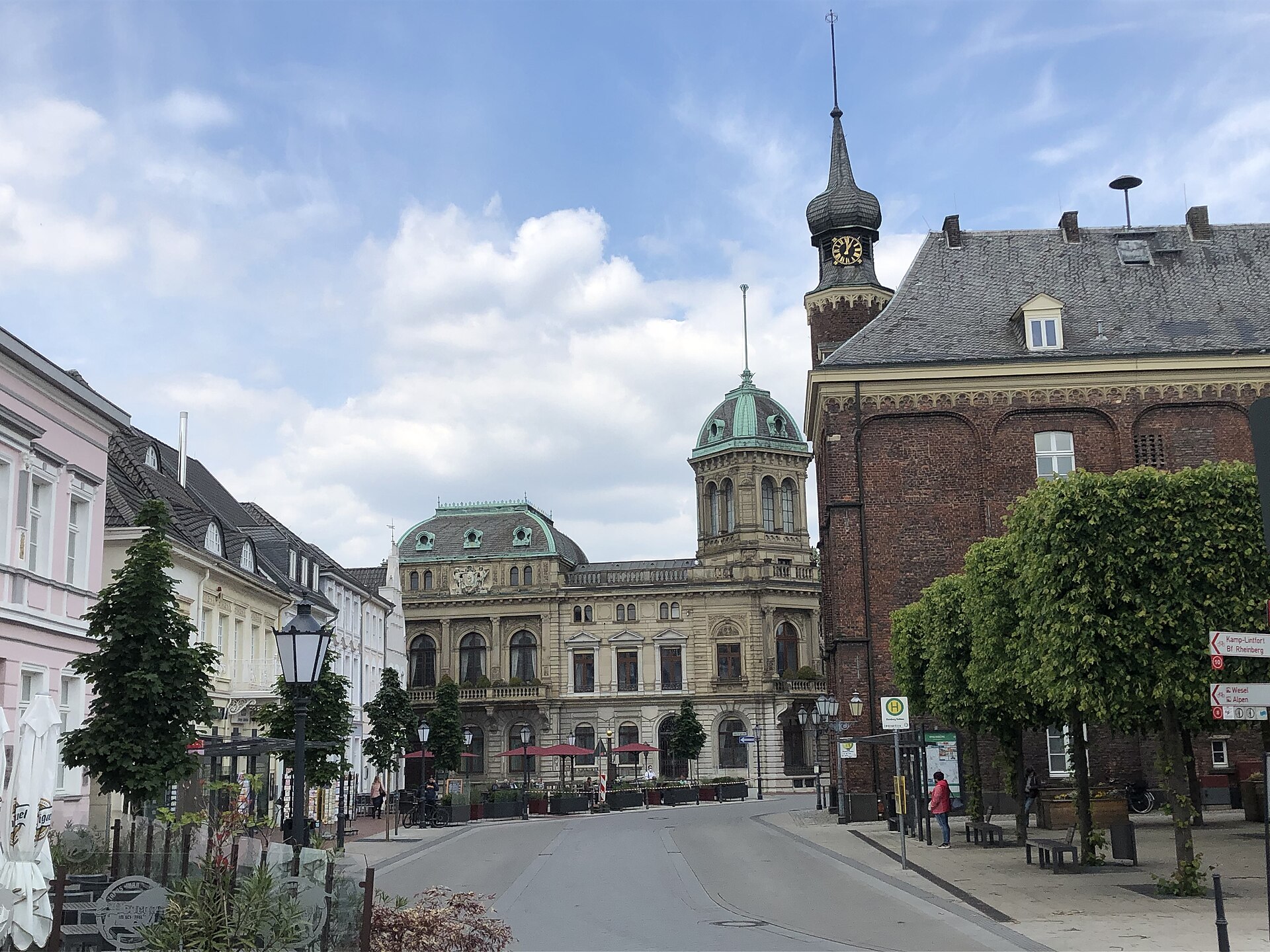 Штаб-квартира (Stammhaus) фирмы Underberg в Рейнберге